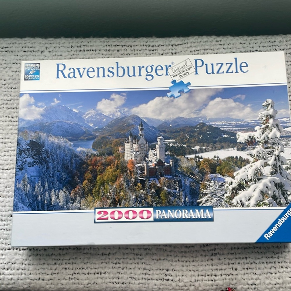 Ravensburger Blue and White 2000 piece Panorama Puzzle